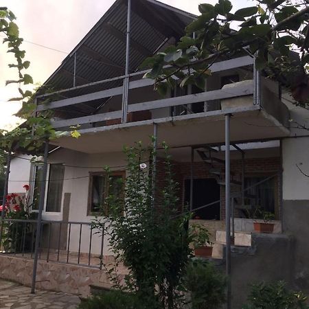 Mera Hostel Partskhanaqanevi Экстерьер фото